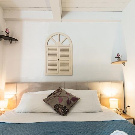 Villa Venezia Chrissi Akti Chania Exterior foto