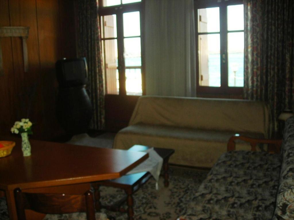 Villa Venezia Chrissi Akti Chania Exterior foto