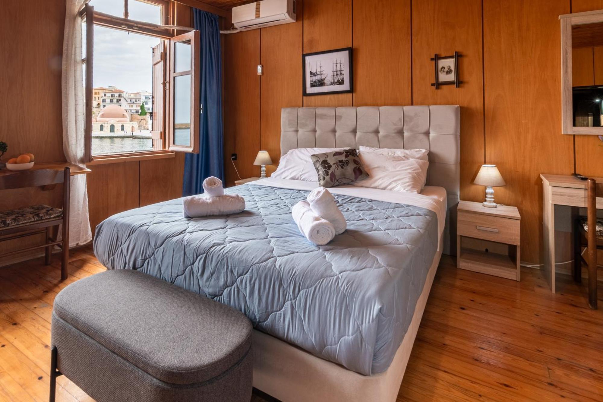 Villa Venezia Chrissi Akti Chania Exterior foto