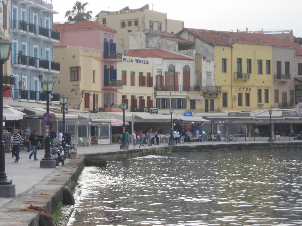 Villa Venezia Chrissi Akti Chania Exterior foto